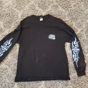 Very welk used Harley davidson shirt.